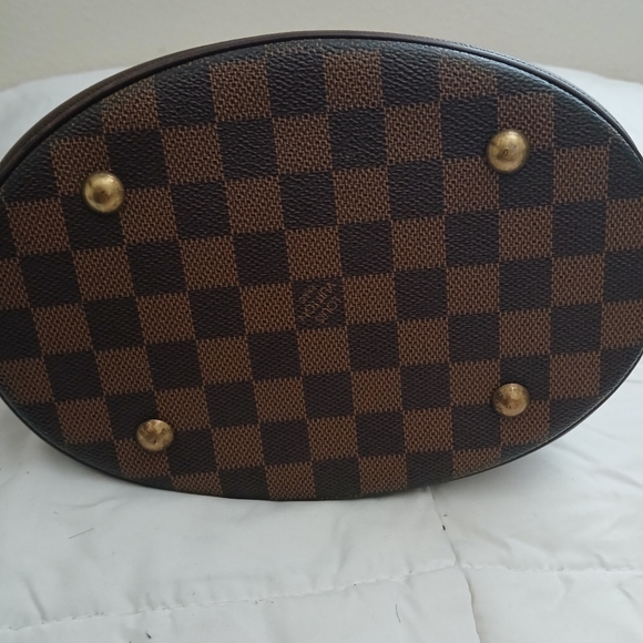 Louis Vuitton Monogram Bucket Bag - Picture 3 of 3